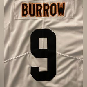 JOE BURROW JERSEY!